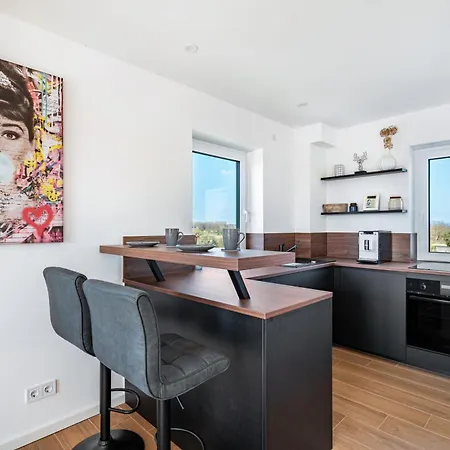 Sunny Loft Apartment